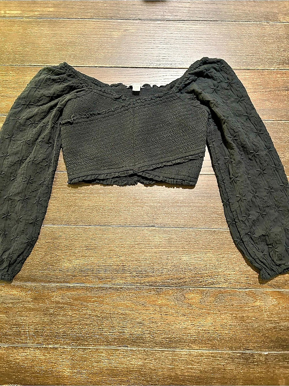 American Eagle Black Smocked Crop Top Size Small Like New